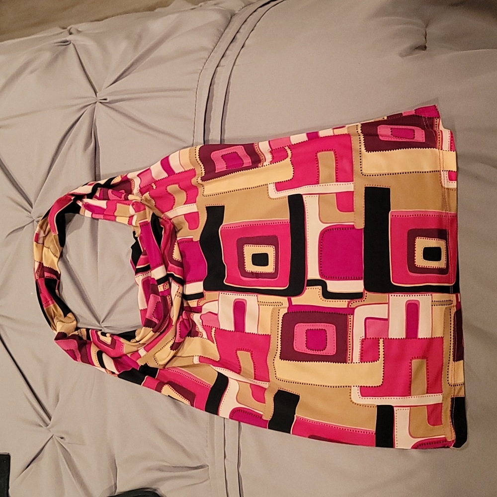 Halter top - Picture 3 of 3
